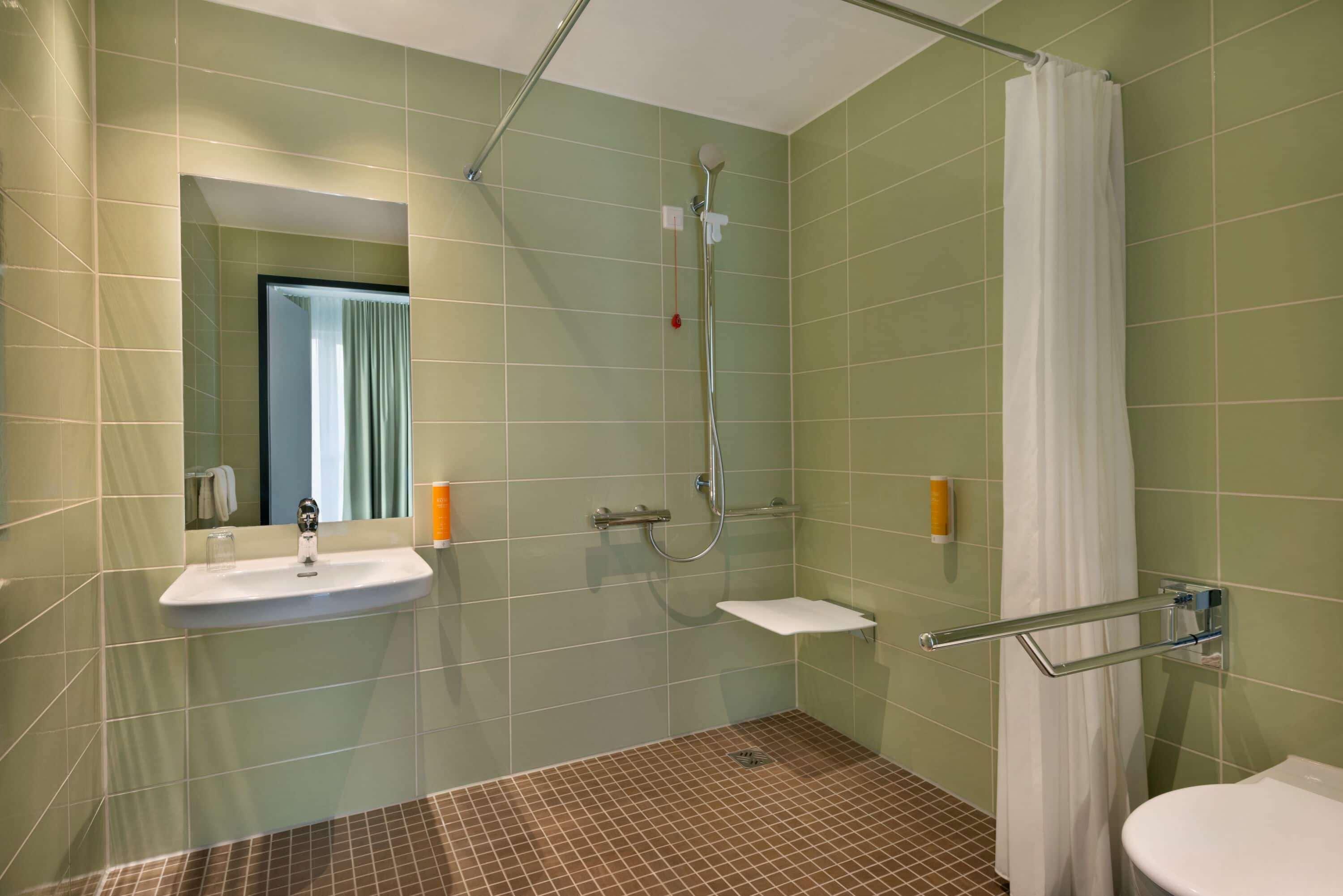 Super 8 By Wyndham Augsburg Hotel Buitenkant foto